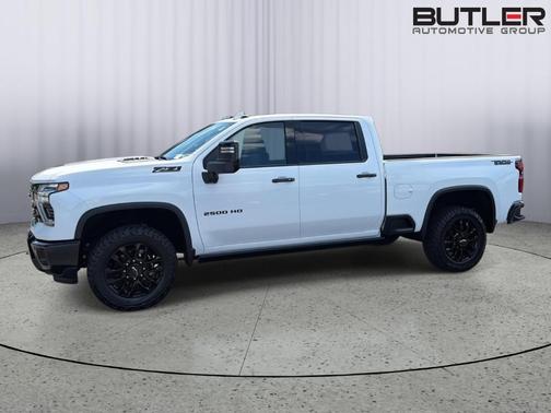 Summit White 2026 Chevrolet Silverado 2500 LTZ
