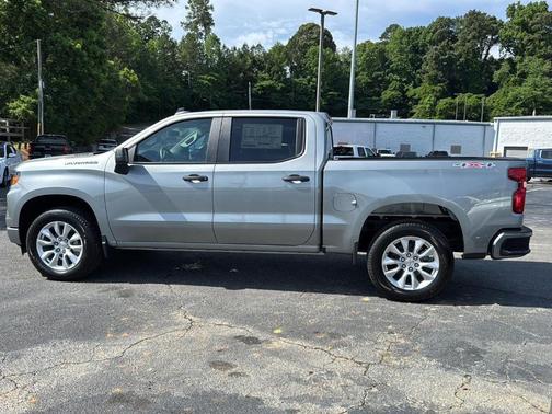 2025 Chevrolet Silverado 1500 Custom