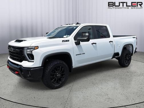 Summit White 2026 Chevrolet Silverado 2500 LT