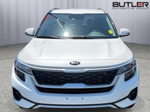 Snow White Pearl 2021 Kia Seltos S