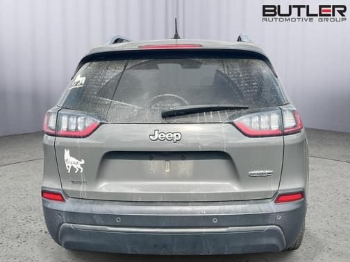 Sting Gray Clearcoat 2021 Jeep Cherokee Latitude Plus