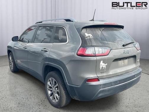 Sting Gray Clearcoat 2021 Jeep Cherokee Latitude Plus