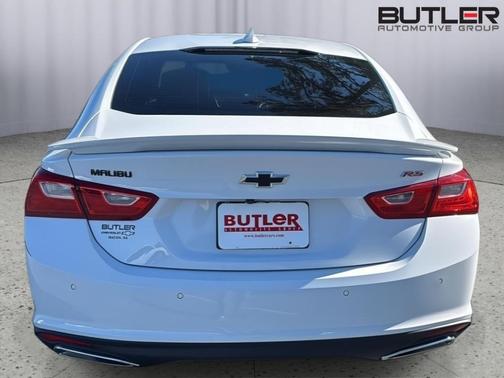 Summit White 2024 Chevrolet Malibu RS