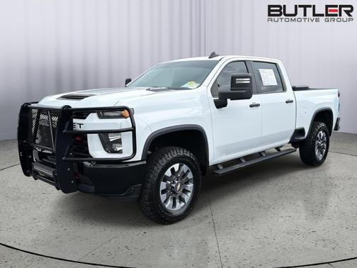 Summit White 2021 Chevrolet Silverado 2500 Custom
