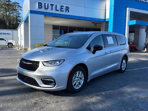 2024 Chrysler Pacifica Touring-L