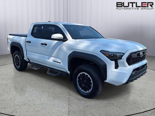2024 Toyota Tacoma TRD Off Road