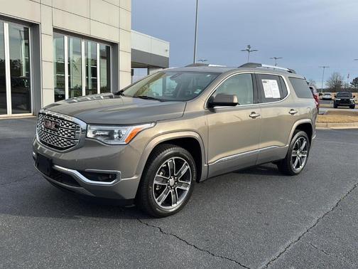 Pepperdust Metallic 2019 GMC Acadia Denali