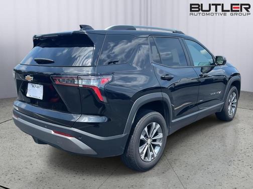 Mosaic Black Metallic 2025 Chevrolet Equinox LT