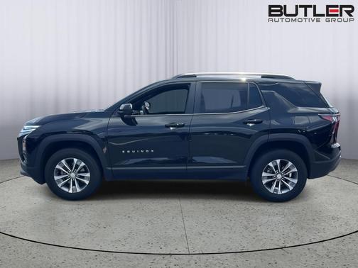 Mosaic Black Metallic 2025 Chevrolet Equinox LT