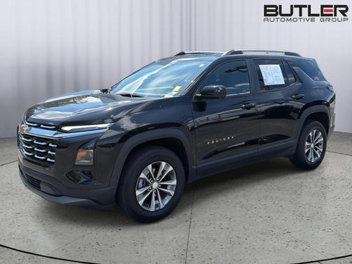 Mosaic Black Metallic 2025 Chevrolet Equinox LT