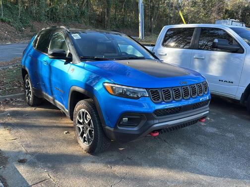 2024 Jeep Compass Trailhawk