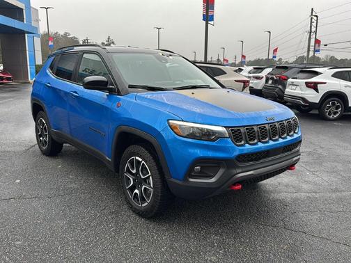 2024 Jeep Compass Trailhawk