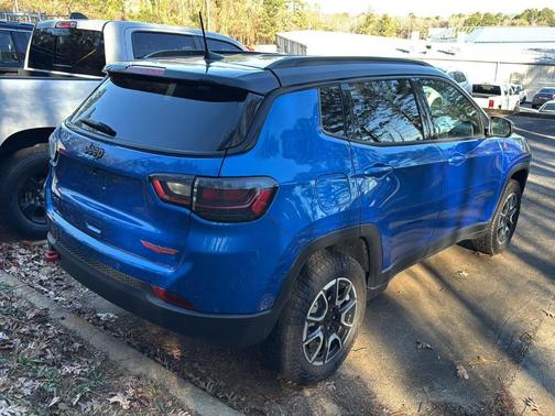 2024 Jeep Compass Trailhawk