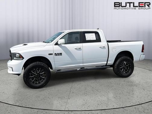 Bright White Clearcoat 2017 RAM 1500 Sport
