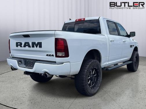 Bright White Clearcoat 2017 RAM 1500 Sport
