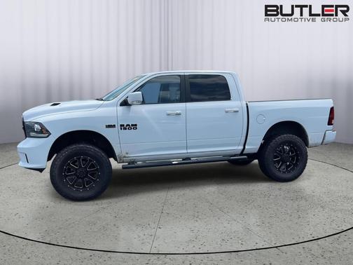 Bright White Clearcoat 2017 RAM 1500 Sport