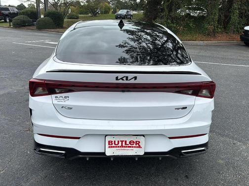 2022 Kia K5 GT-Line