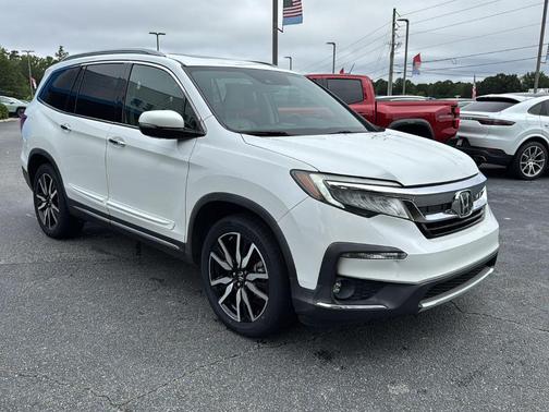 2020 Honda Pilot Touring 8-Passenger