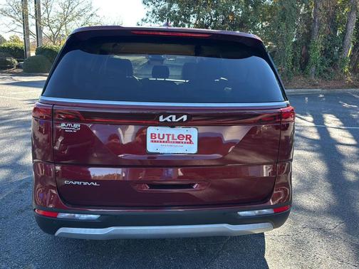 2023 Kia Carnival LX