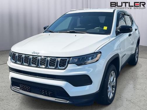 Bright White Clearcoat 2024 Jeep Compass Sport