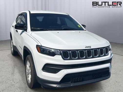 Bright White Clearcoat 2024 Jeep Compass Sport