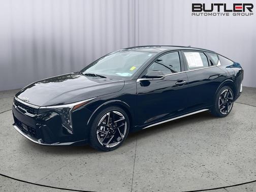 2025 Kia K4 GT-Line