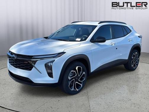 Summit White 2026 Chevrolet Trax 2RS