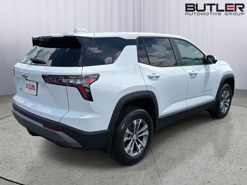 Summit White 2026 Chevrolet Equinox LT