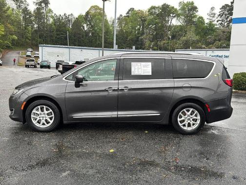 2020 Chrysler Pacifica Touring-L