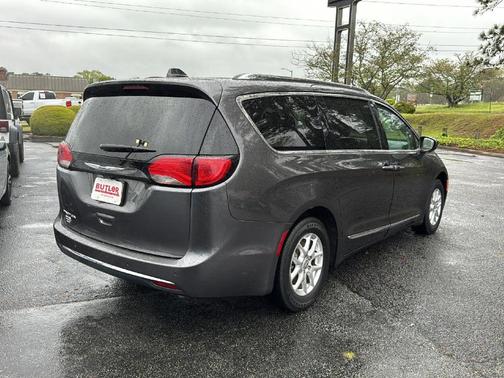 2020 Chrysler Pacifica Touring-L