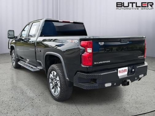 Black 2023 Chevrolet Silverado 2500 Custom