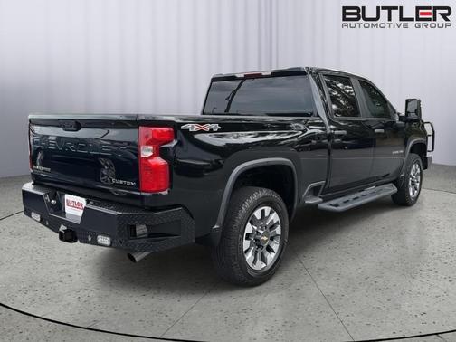Black 2023 Chevrolet Silverado 2500 Custom