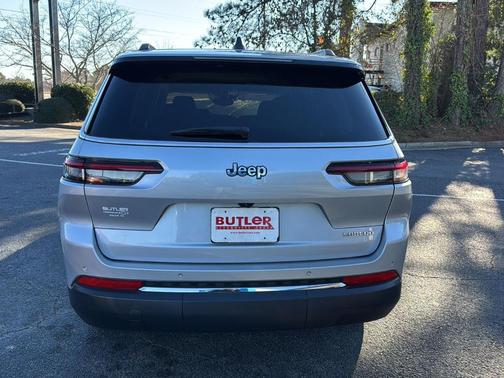 2023 Jeep Grand Cherokee L Laredo