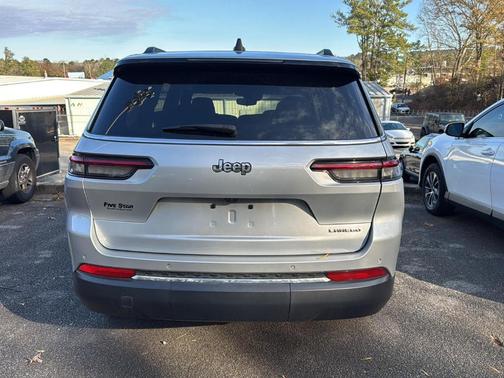 2023 Jeep Grand Cherokee L Laredo