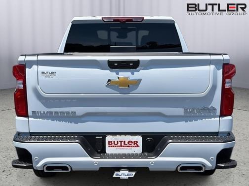 Polar White 2026 Chevrolet Silverado 1500 High Country