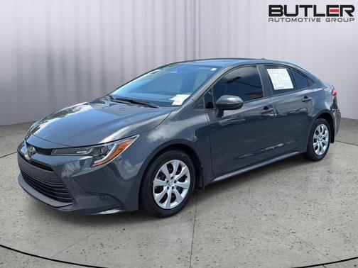 UNDERGROUND 2025 Toyota Corolla LE
