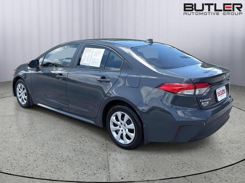 UNDERGROUND 2025 Toyota Corolla LE