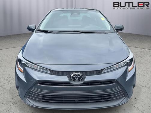 UNDERGROUND 2025 Toyota Corolla LE