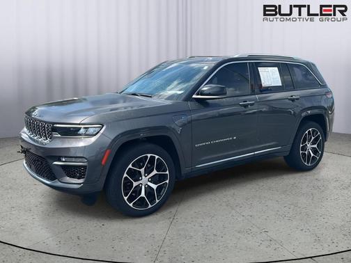 Metallic 2022 Jeep Grand Cherokee 4xe Summit