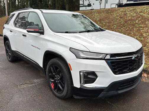 2022 Chevrolet Traverse Premier