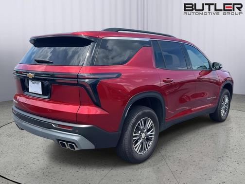 Radiant Red 2025 Chevrolet Traverse LT