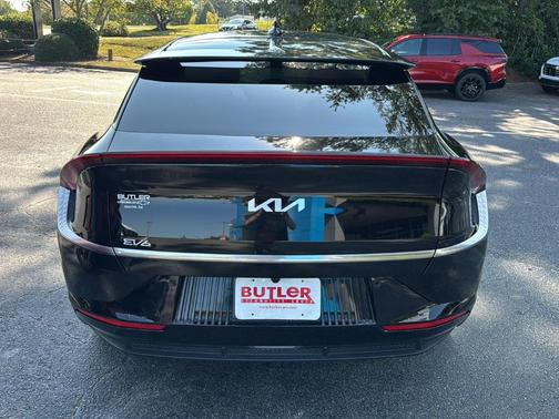 2022 Kia EV6 Wind