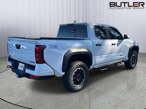 2025 Toyota Tacoma Hybrid TRD OFF-ROAD HV