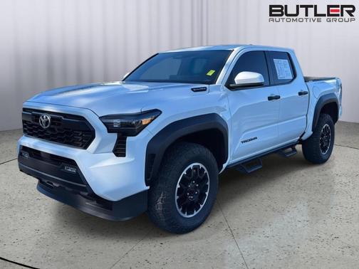 2025 Toyota Tacoma Hybrid TRD OFF-ROAD HV