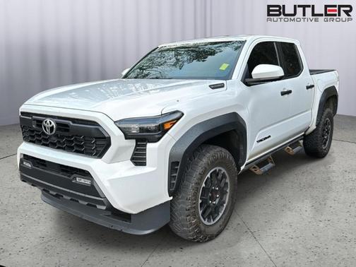 2025 Toyota Tacoma Hybrid TRD OFF-ROAD HV