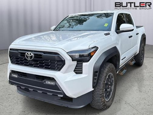 2025 Toyota Tacoma Hybrid TRD OFF-ROAD HV
