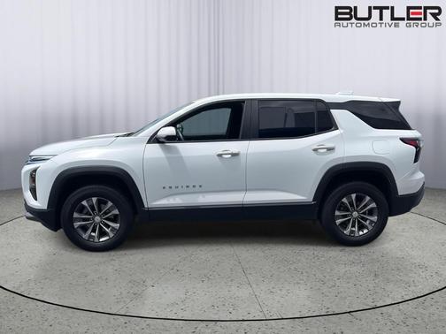 Summit White 2026 Chevrolet Equinox LT