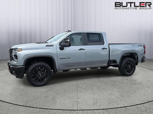 Sterling Gray Metallic 2026 Chevrolet Silverado 2500 LT