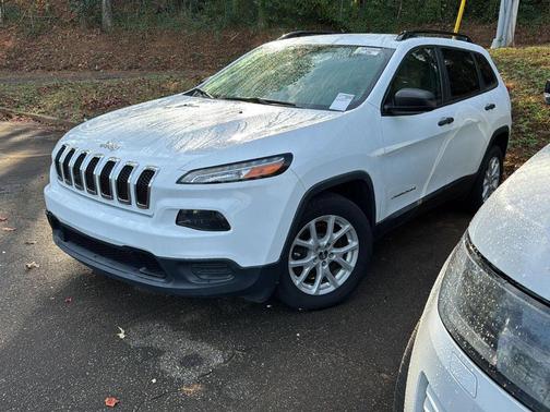 2017 Jeep Cherokee Sport