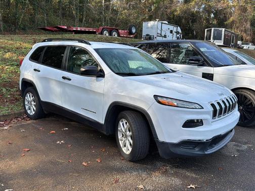 2017 Jeep Cherokee Sport